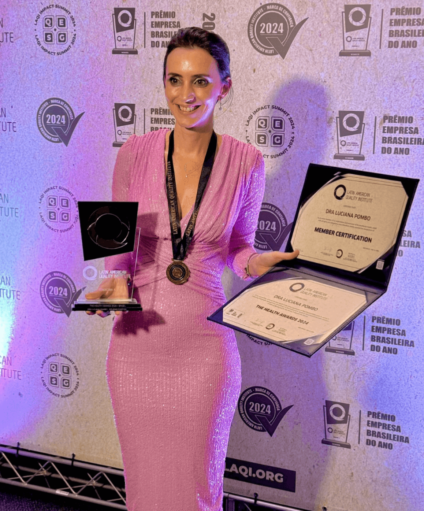 Dra-Luciana-Premiacao-2024.png