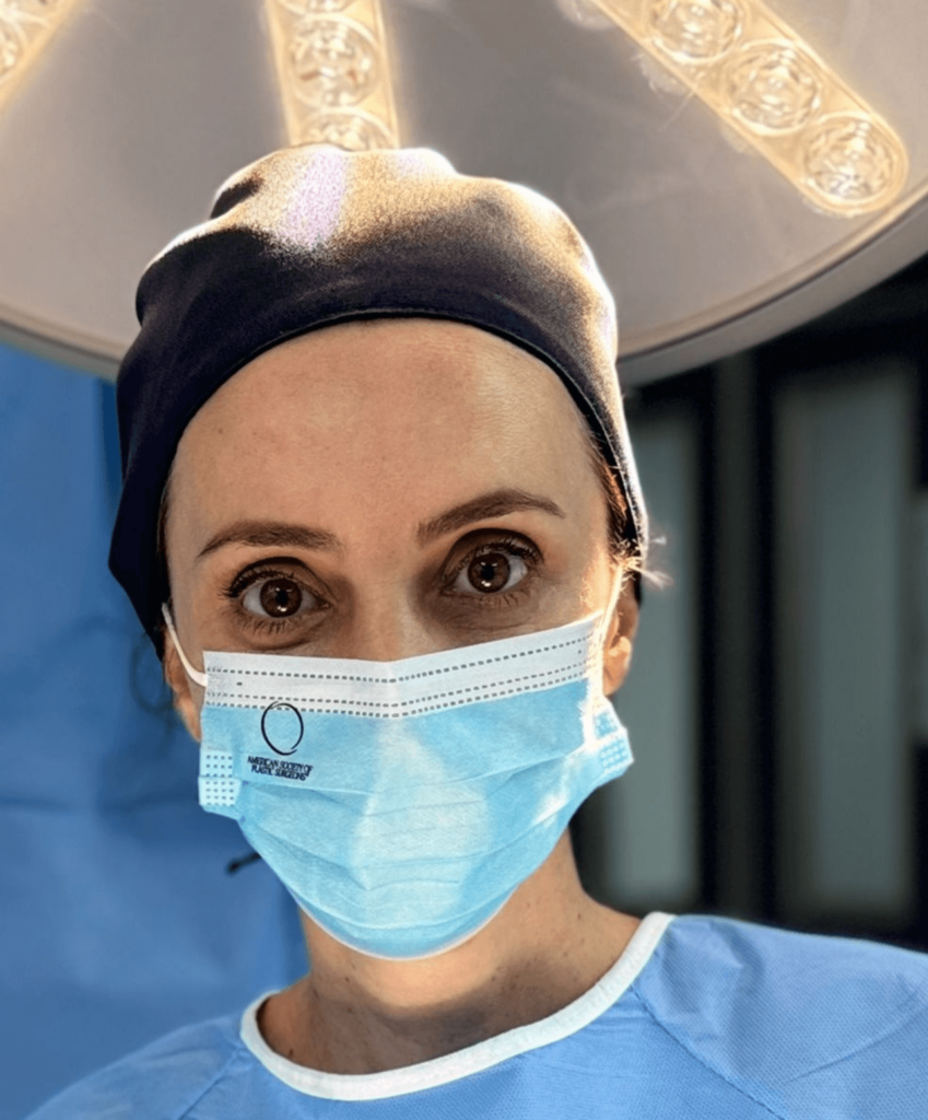 Dra-Luciana-Pumpo-Cirurgia.png